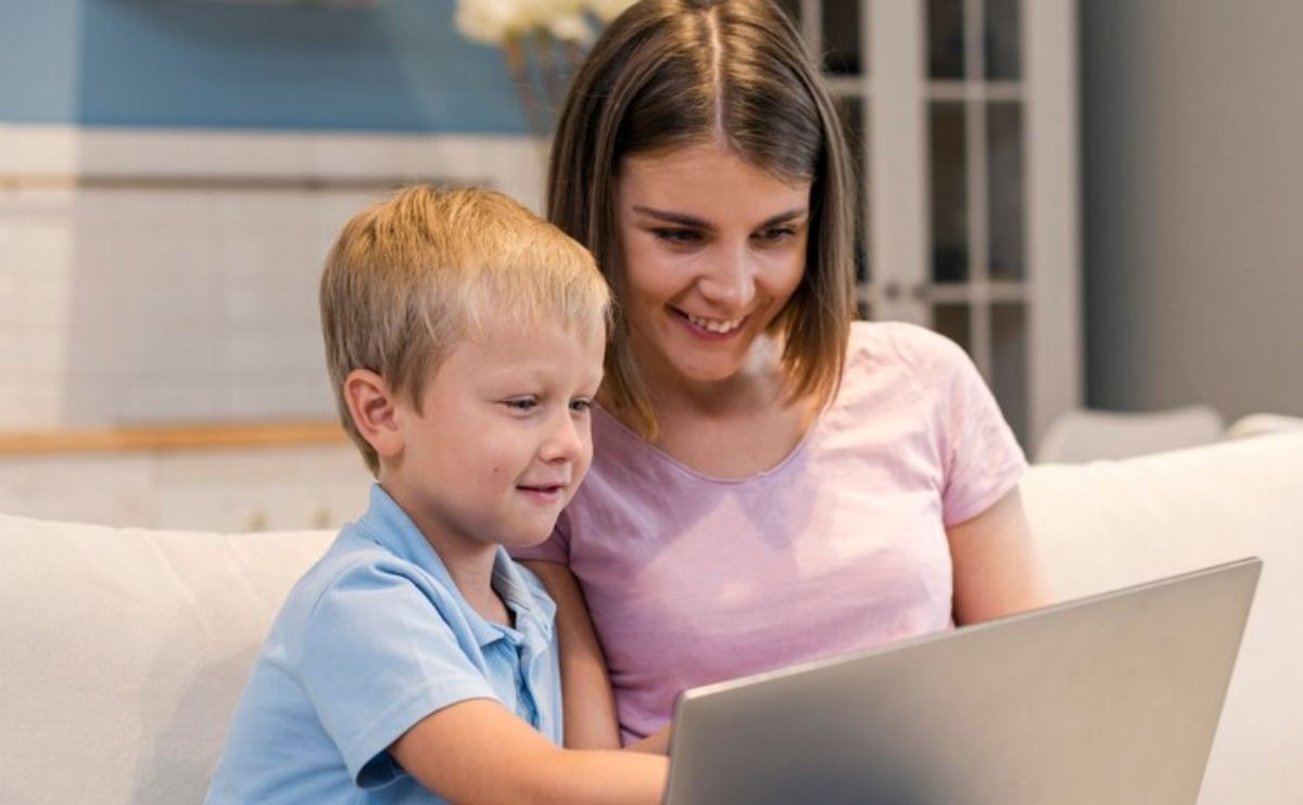 Especialistas online para crianças